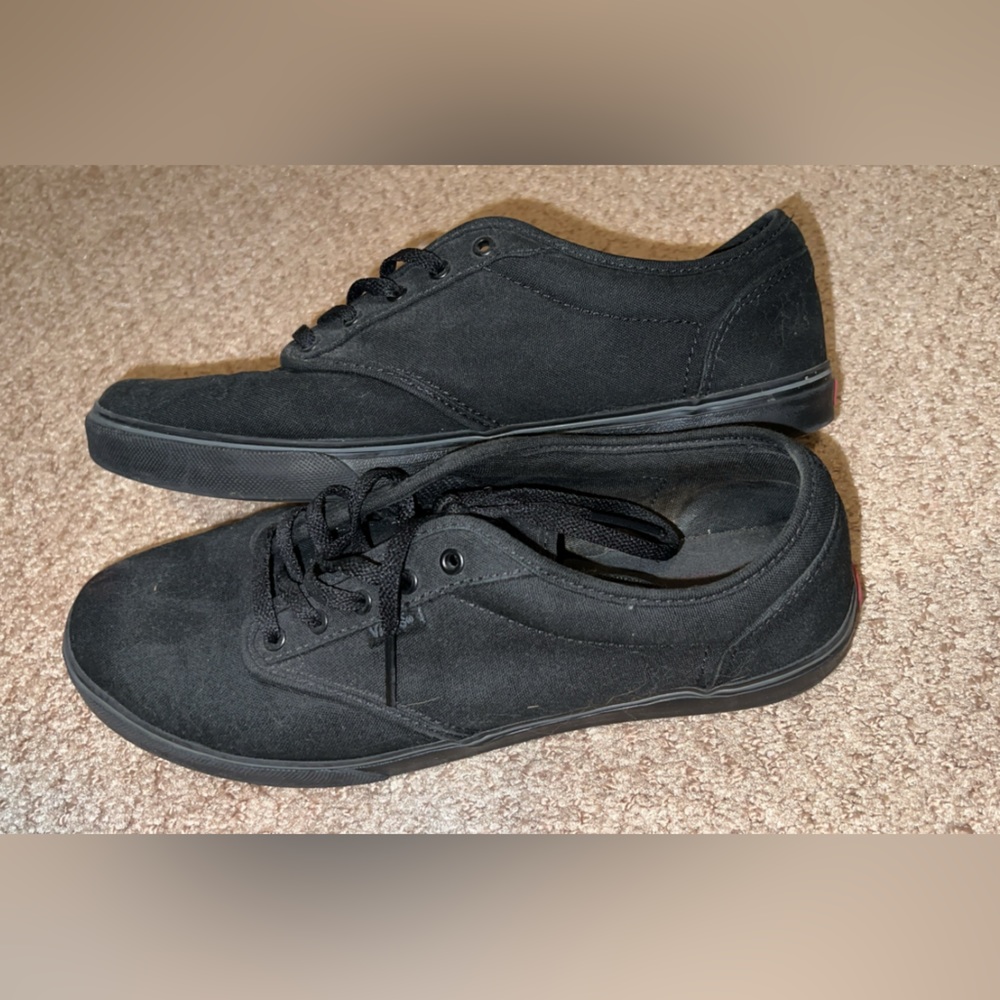 Women’s Size 9 Vans